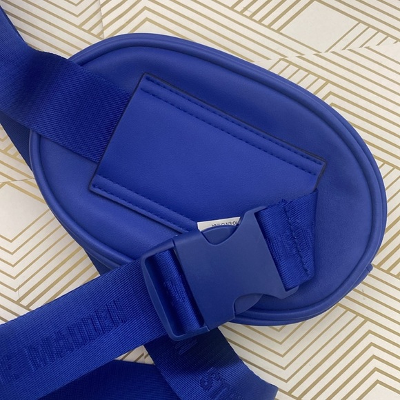 Steve Madden funy pack - Picture 4 of 9